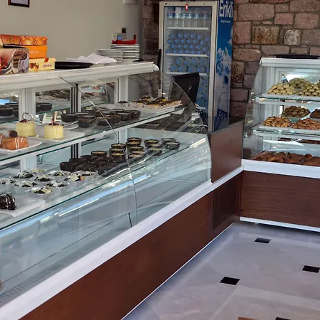 Ξενοδοχείο Bacacan 4*